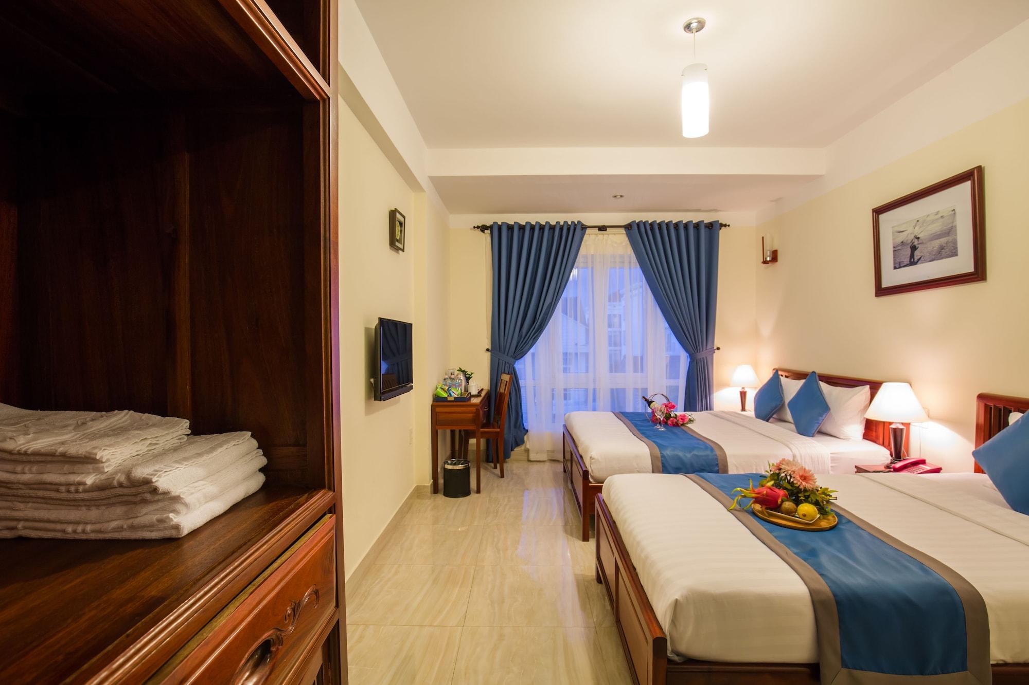 Prince Hotel Hoi An Esterno foto