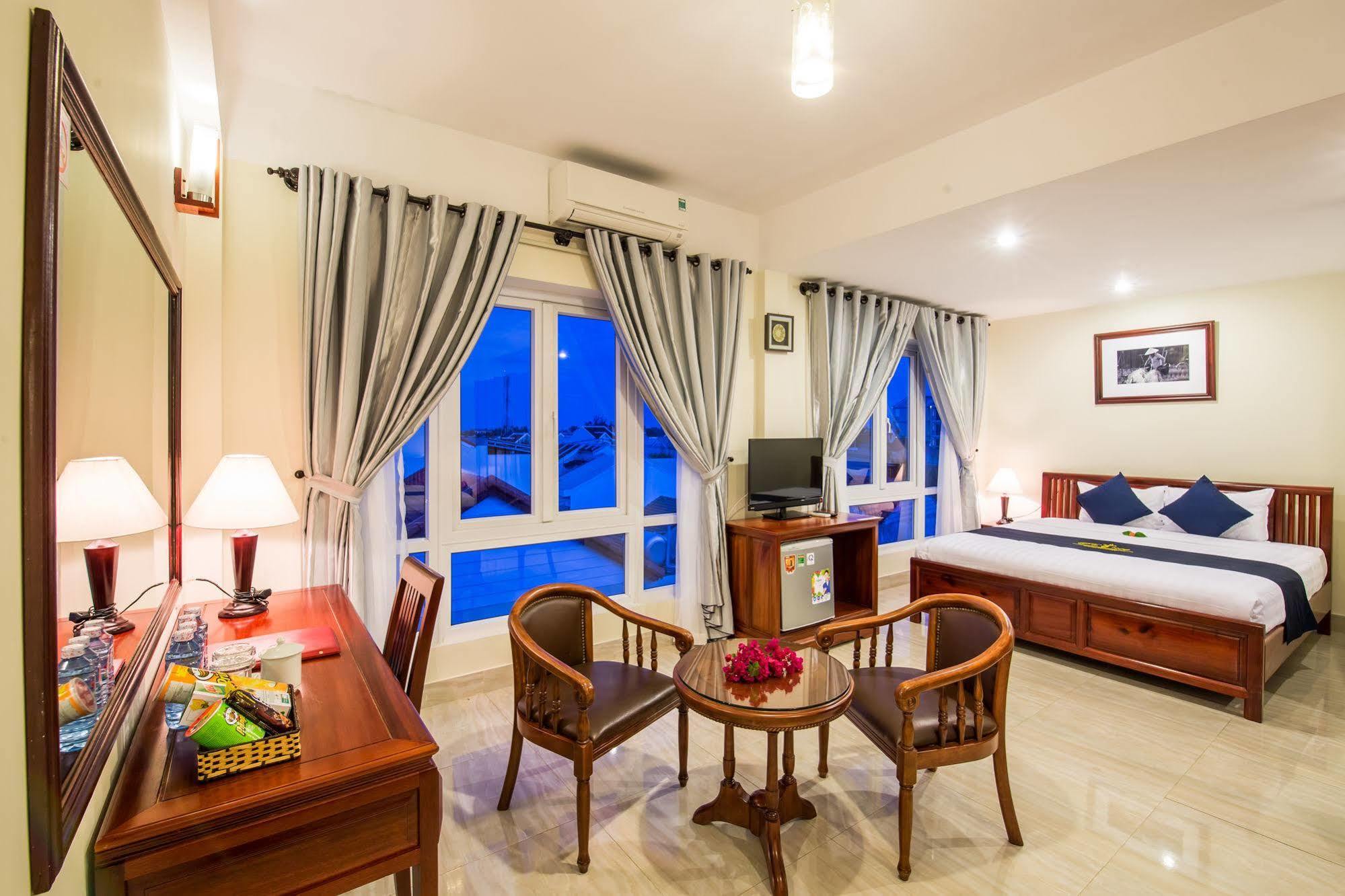 Prince Hotel Hoi An Esterno foto