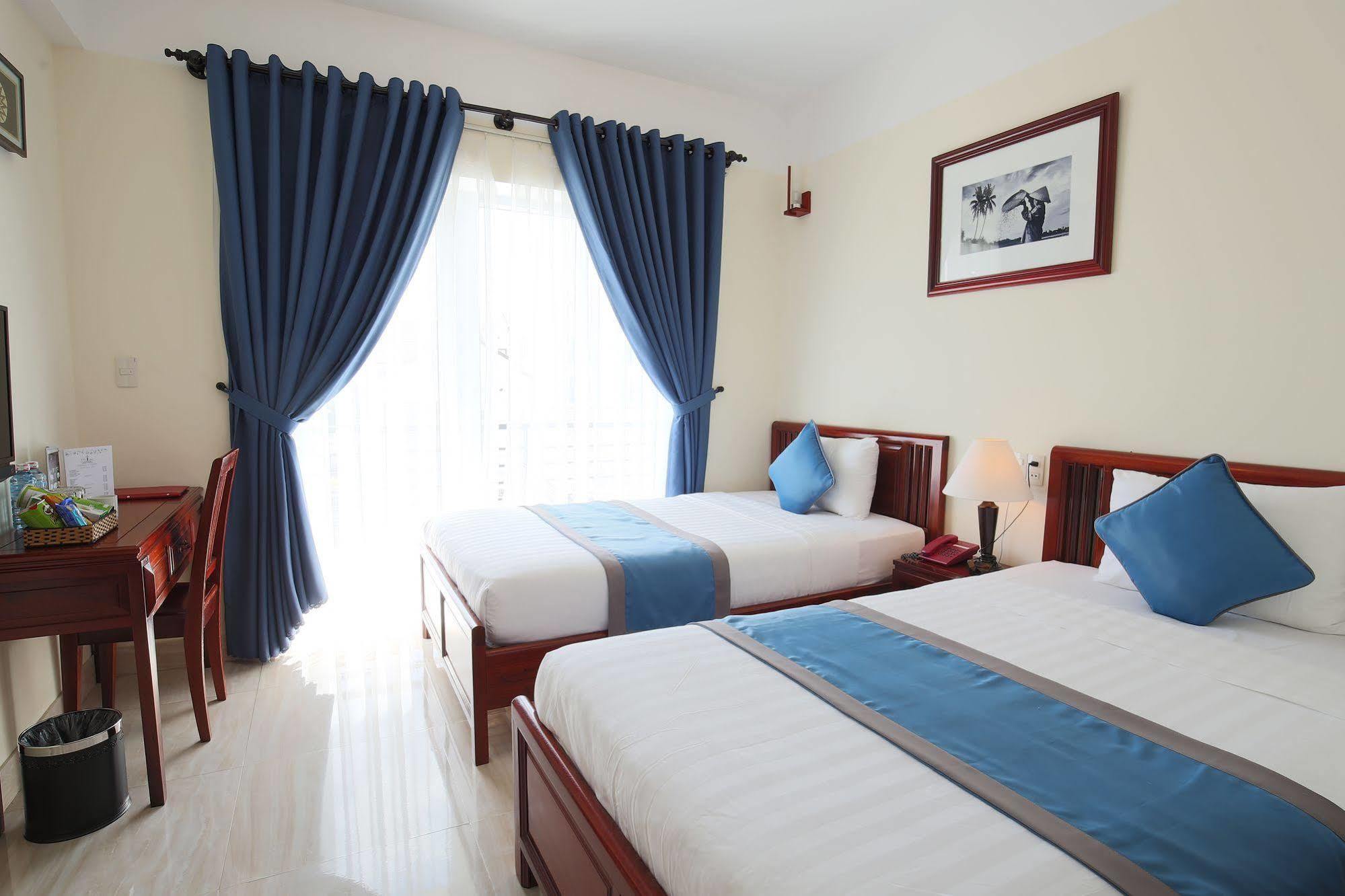 Prince Hotel Hoi An Esterno foto